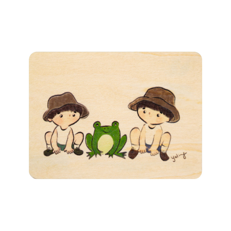 Small wood postcard kids 3 frog W